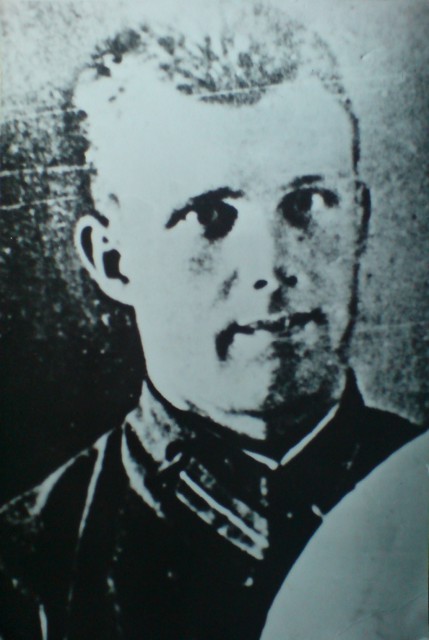 Попов Александр Иванович..