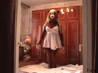 1282389386_21