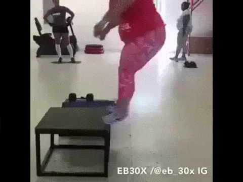 1438921209_643373586