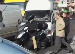 1383919494_1189625595