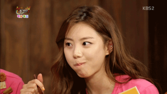 -японка-лизнула-скамейка-918204