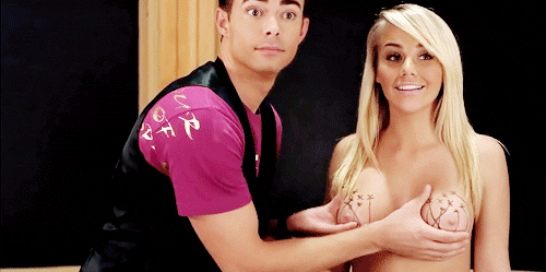 1365485774_gifki-nyashnota-zalip-erotika-510739