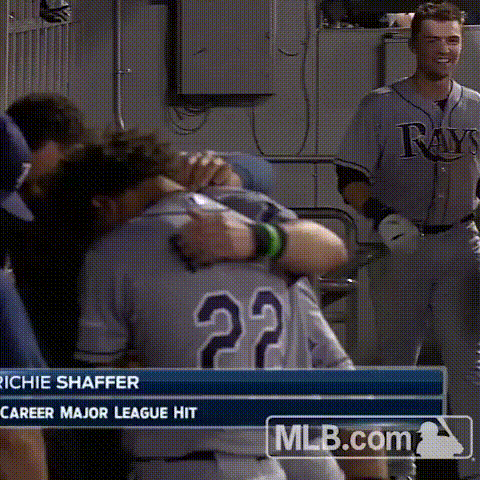 uJUL6UkTlmdQVXFsZmKS_Baseball High Five