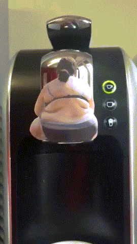 funny-fat-girl-on-cofee-machine