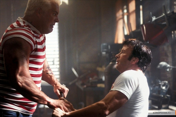 kinopoisk.ru-The-Punisher-1808481