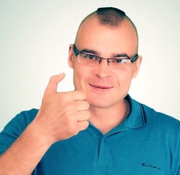 a_martsinkevich_ludi_tak_zhivut_plachut_lubjat_predaut_2014
