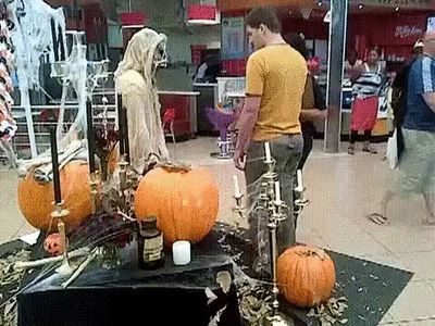 Halloween_Scare-tx3xVEt