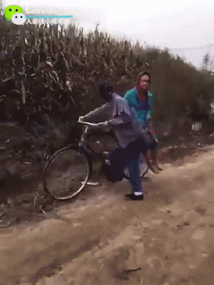 с велосипеда