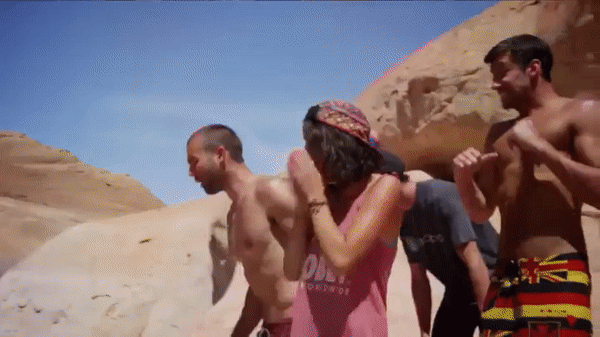 ezgif.com-video-to-gif (11)