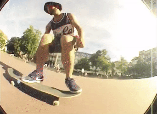 ezgif.com-video-to-gif (24)