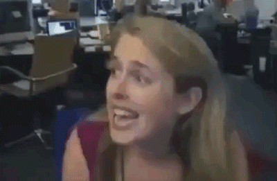 lyudi-krushat-svoi-rabochie-mesta-v-gifkax-7