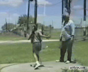 1288114074_girl-discus-throw-fail