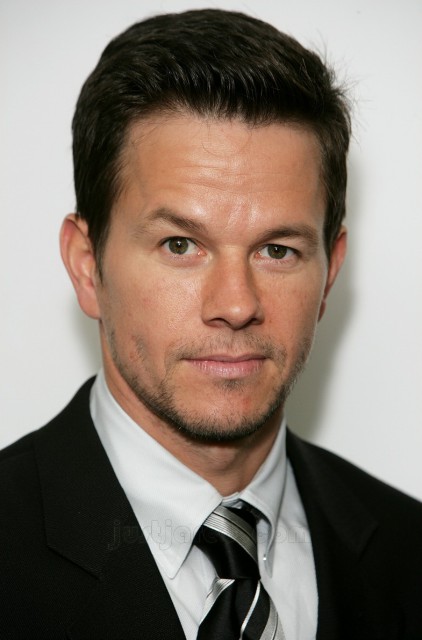 kinopoisk.ru-Mark-Wahlberg-2330124