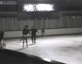 1384798443_figure_skating_mishap