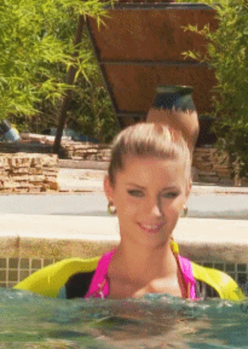 500x704_1443011042_bolshie-siski-na-gifkah-7