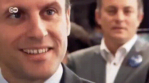 dag5zj2xkaafgif 1