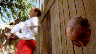 лопатой по баке