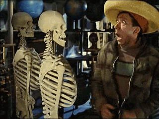 136-Ne-shuti-nad-skeletom
