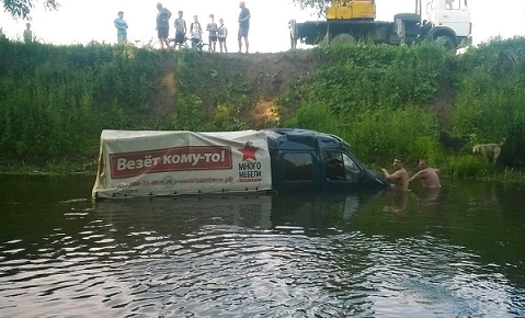 1434638354_avtoprikoly-8