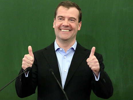 Medvedev_thumbs_up