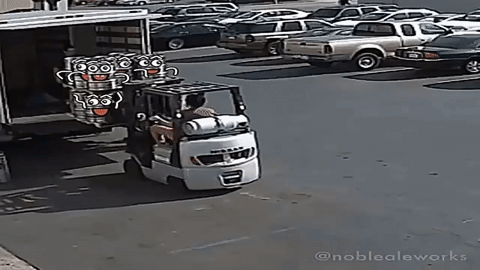 ezgif.com-video-to-gif (9)