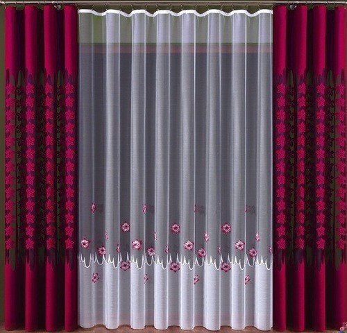 малиновые шторы