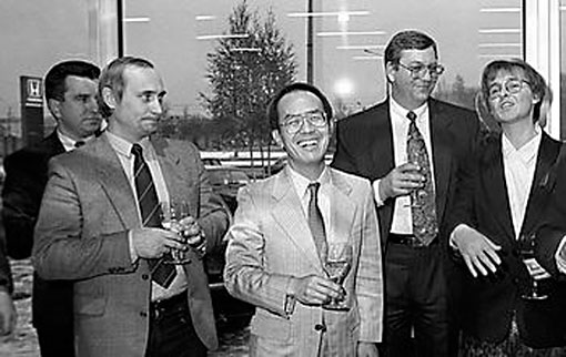 putin_spb_1992_honda