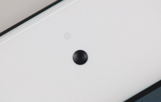 Apple-iPad-2-front-camera-560x353