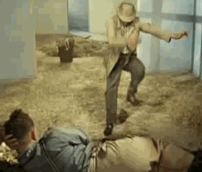 корабли бороздят