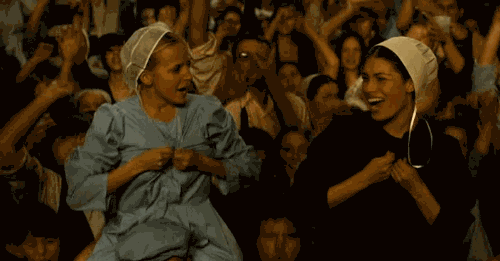 сиськи на концерте