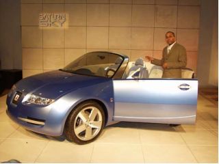 2002_saturn_sky_concept_100005176_s