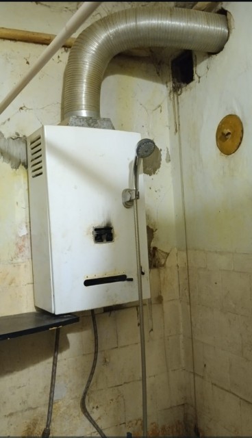 Screenshot_2025-12-17-22-01-13-032_com.whatsapp