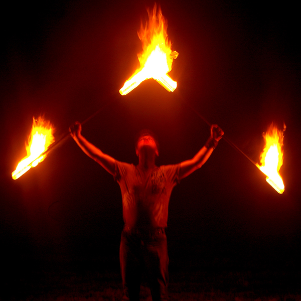 fireShowSmolenskBig13