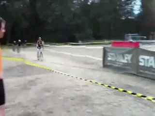 youtube_-_взлетел__joey\'s_big_fall (1)