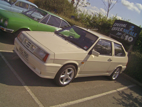 3627715049_4f2ce4f107