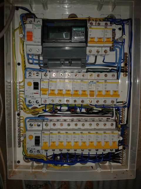 шит в квартире