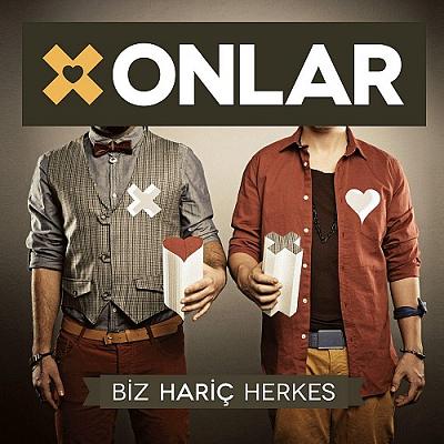 Onlar - Biz Hariç Herkes (2012)