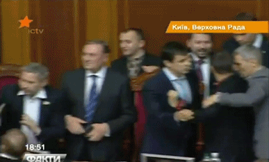 Ногами на стол