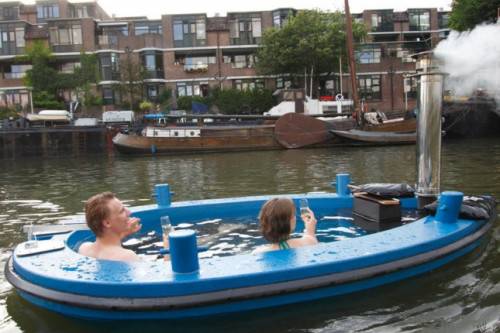 плавучая ванна