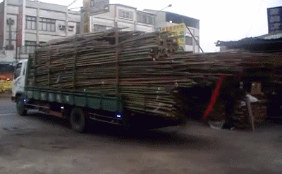 1363860923_395913816