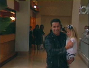 гифки-терминатор-Арни-Arnold-Schwarzenegger-650298