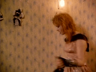 Cyndi Lauper - Girls Just Want To Have Fun как я танцую дома