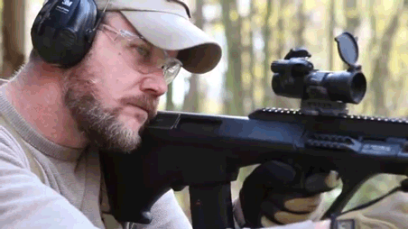 гифки-poker-face-мемы-а-мне-норм-639343