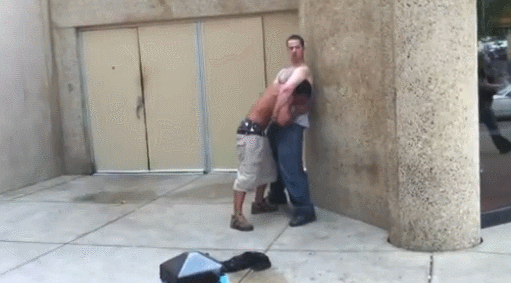 1381860673_935202011