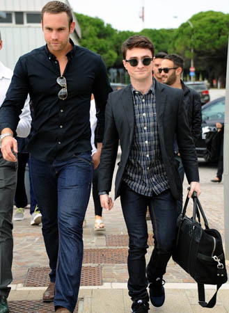 daniel-radcliffe-kill-your-darlings-premiere-in-venice-21 (1вв)