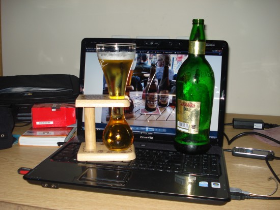 pivo & laptop