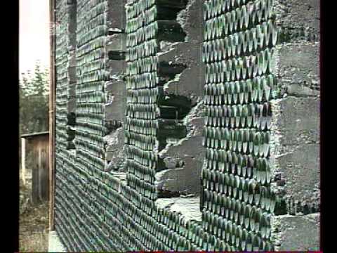 Дом из бутылок