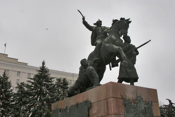 Красноармейцы