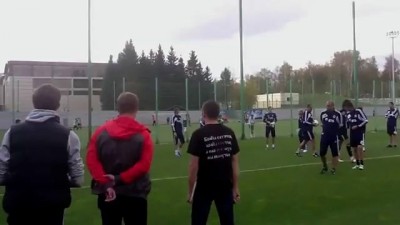 Фанаты Динамо на базе клуба. Разбор полетов с командой.
