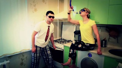 When Mama Isn't Home